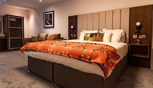 Luxury Triple Room, 1 Bedroom, Ground Floor