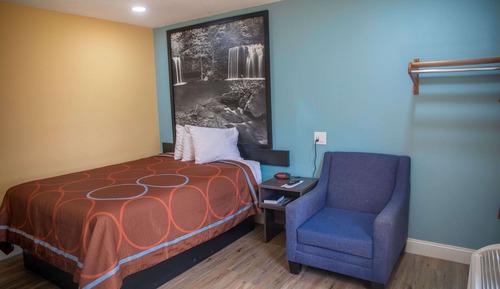 Standard Room, 1 Queen Bed, Non Smoking