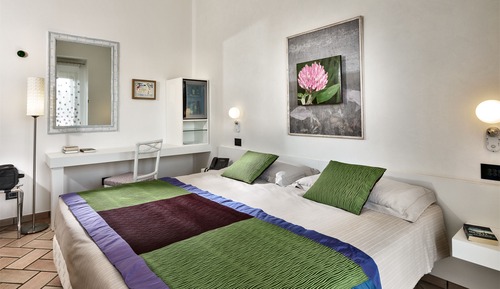Classic Double or Twin Room