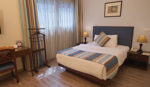 Deluxe Room, City View