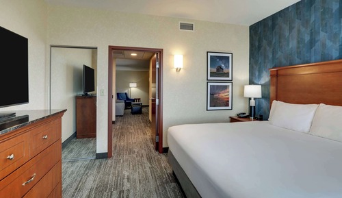 Suite, 1 King Bed with Sofa bed, Accessible, Refrigerator & Microwave (2 Rooms, Tub)