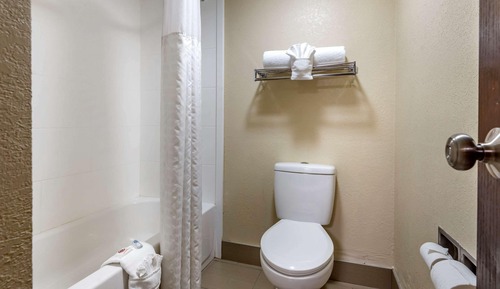 Standard Room, 2 Queen Beds, Non Smoking