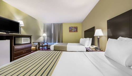 Standard Room, 2 Queen Beds, Non Smoking