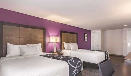 Room, 2 Queen Beds, Accessible, Non Smoking