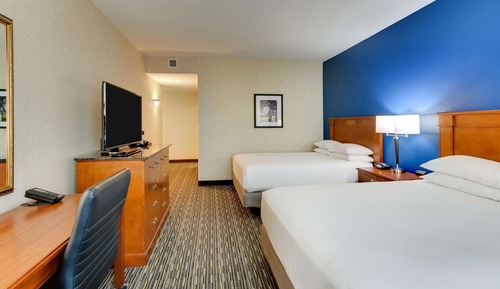 Deluxe Room, 2 Queen Beds, Accessible, Refrigerator & Microwave (Tub)