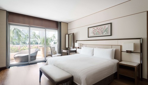 Garden Wing, Premier Suite, Balcony