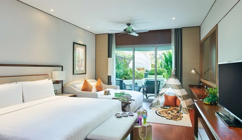 Garden Wing Deluxe Family Terrace Twin