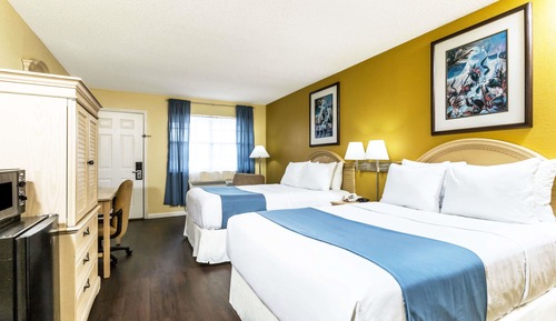 Double Room, 2 Double Beds