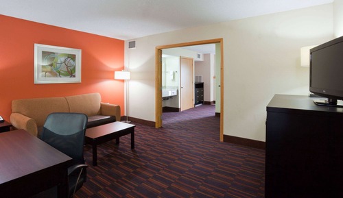 Superior Suite, 1 King Bed, Non Smoking