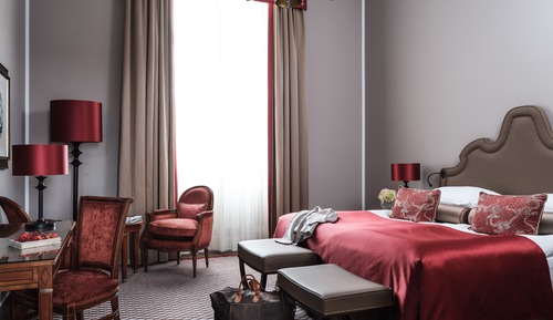 Grand Superior Room