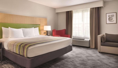 Suite, 1 King Bed, Non Smoking, Jetted Tub