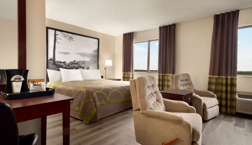 Studio Suite, 1 King Bed, Non Smoking