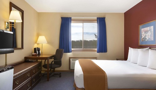 Standard Room, 1 King Bed