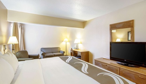 Suite, 1 King Bed, Non Smoking