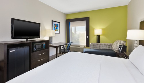 Standard Room, 1 King Bed, Accessible (Communication, Accessible Tub)