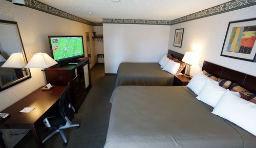 Standard Room, 2 Queen Beds, Non Smoking (Pet Friendly)