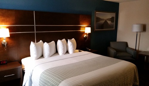 Presidential Suite, 1 King Bed, Non Smoking, Refrigerator & Microwave