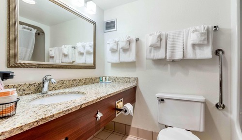 Room, 2 Queen Beds, Accessible, Non Smoking