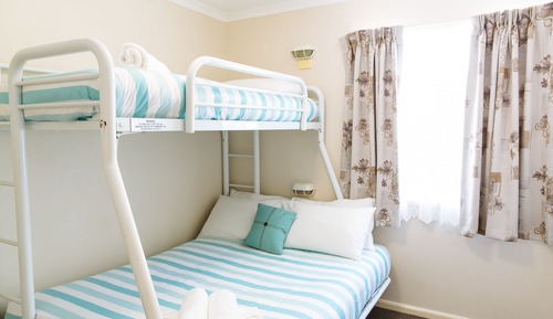 Family Chalet, 2 Bedrooms, Non Smoking, Kitchenette (Family Cabin)