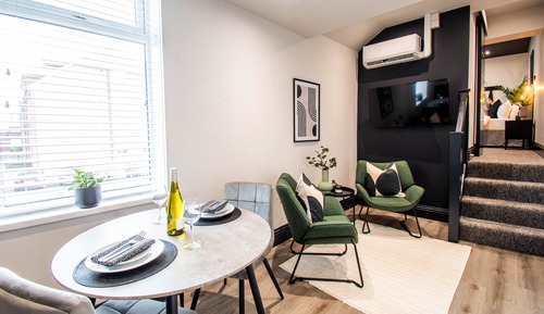 Deluxe Suite, 1 Double Bed, Kitchen