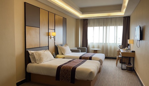 Business Twin Room, City View