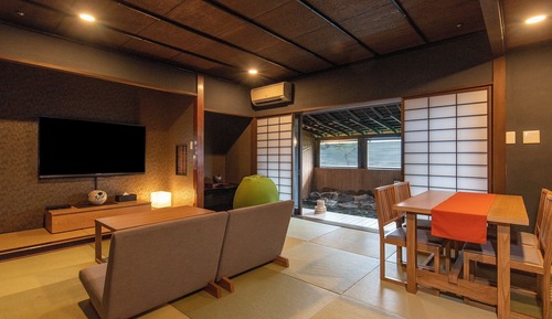 Two-beds Suite with Private Open-air Bath (Japanese Stone Bath)