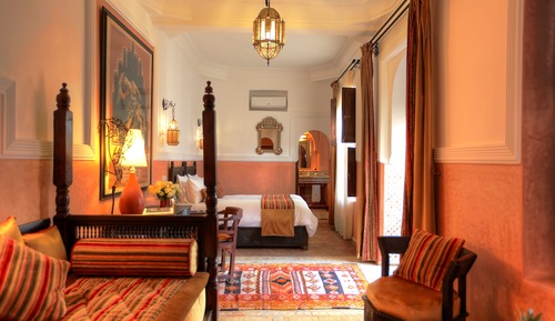 Deluxe Suite