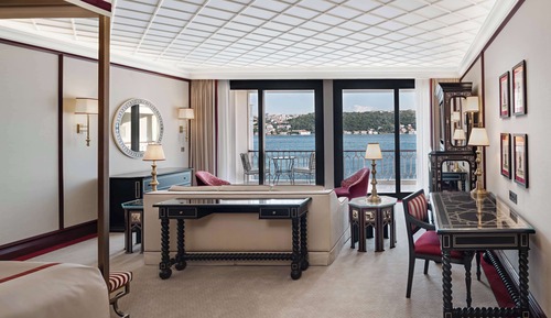 Deluxe Ciragan Bosphorus View King Room
