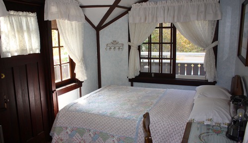 Basic Double Room