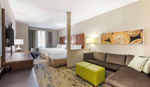 Suite, Multiple Beds, Non Smoking