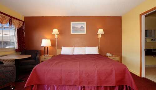 Standard Room, 1 King Bed