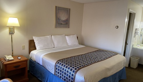 Standard Room, 1 King Bed, Smoking