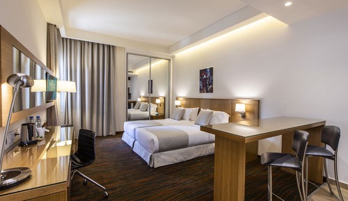 Deluxe Studio, 1 Bedroom, City View