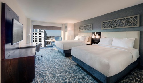 Room, 2 Queen Beds, Partial View, Corner