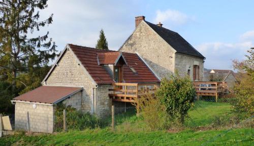 Apartment with Garden View
