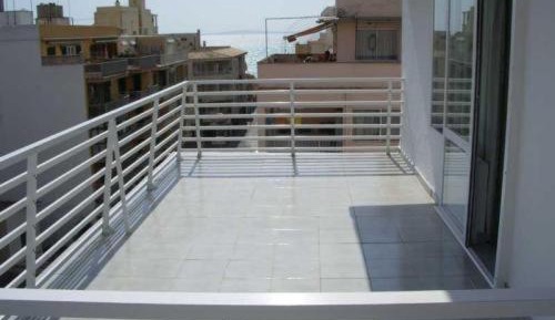 One-Bedroom Apartment with Terrace