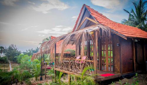 Oceanside wooden Cottage