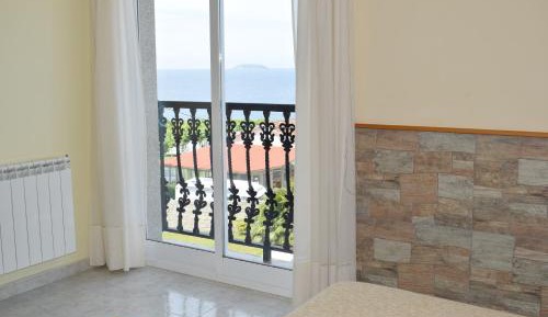 Triple Room with Sea View