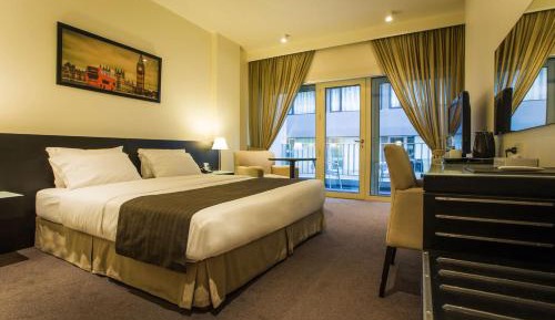 Deluxe King Room