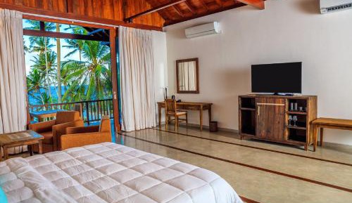 Suite with Sea View - 15% off on Spa Treatments