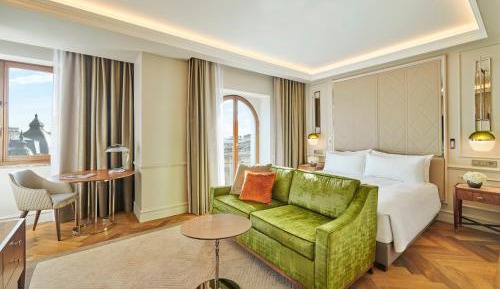 Classic King Room with Balcony