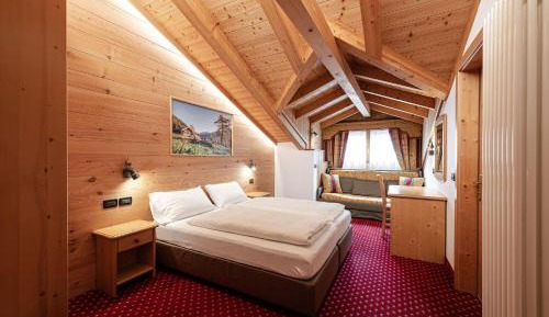 Standard Family Room