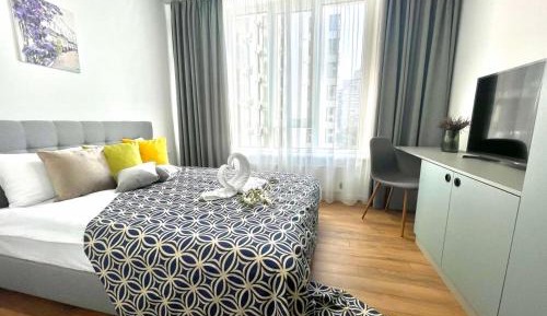 Two-Bedroom Apartment with Balcony and Terrace