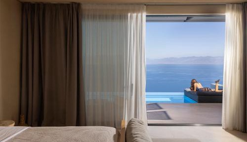 Suite with Private Pool