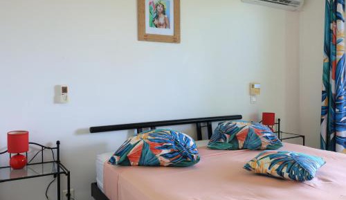 One-Bedroom Apartment with Ocean View