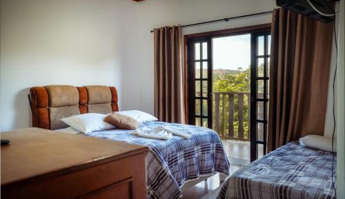 Suite with Mountain View