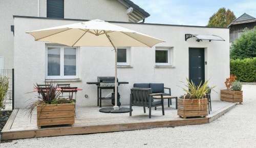 Superior One-Bedroom Apartment