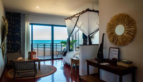 Superior Queen Room - Beachfront