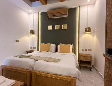 Deluxe Twin Room