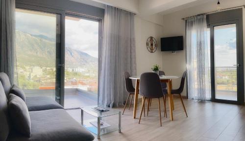 Superior Apartment with Balcony